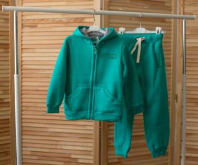 Спортивный костюм для мальчика зелёный - Фабрика детской одежды Merely