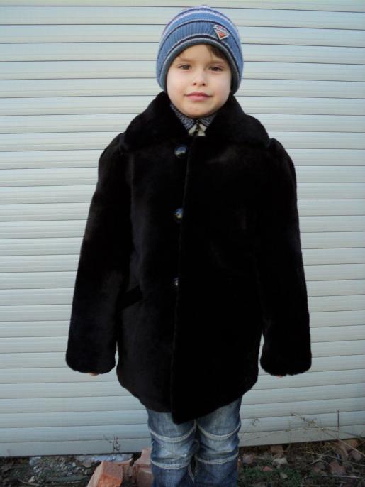Детская куртка из мутона для мальчика - Производитель детской меховой одежды Зимняя принцесса