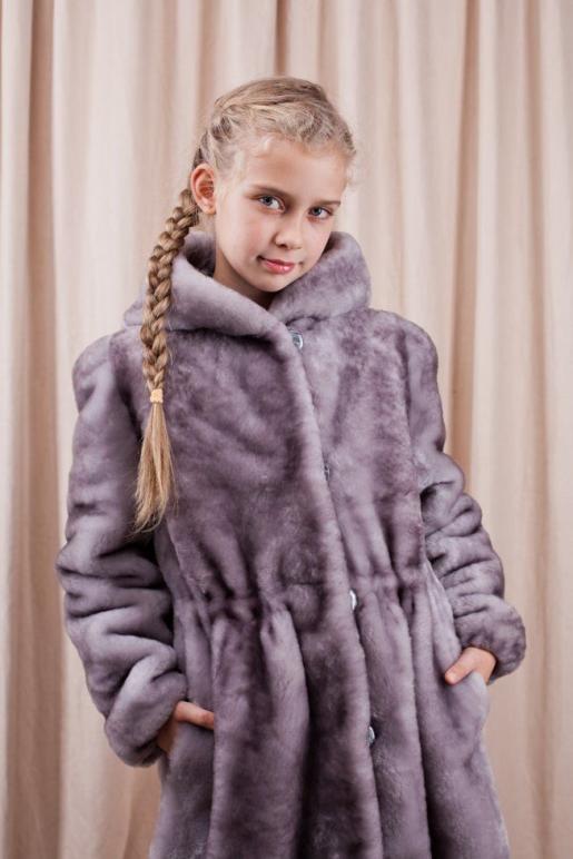 Мутоновая детская шубка Принцесса - Производитель детской меховой одежды Зимняя принцесса