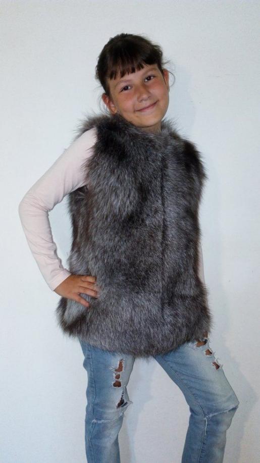 Жилет из чернобурки - Производитель детской меховой одежды Зимняя принцесса